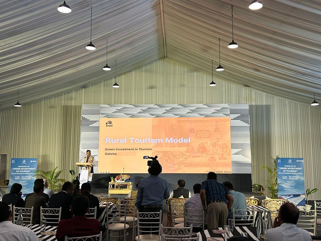 TourismDptt's tweet photo. On Day 2 of Workshop on Green Investment in Tourism, keynote speaker for the 1st  session Shri Kumar Anubhav, Founder of NOTOMAP spoke about Sustainable Tourism Investments in the Tourism Industry.

#OTInFocus🎯 https://t.co/Sh5bbxdkhE