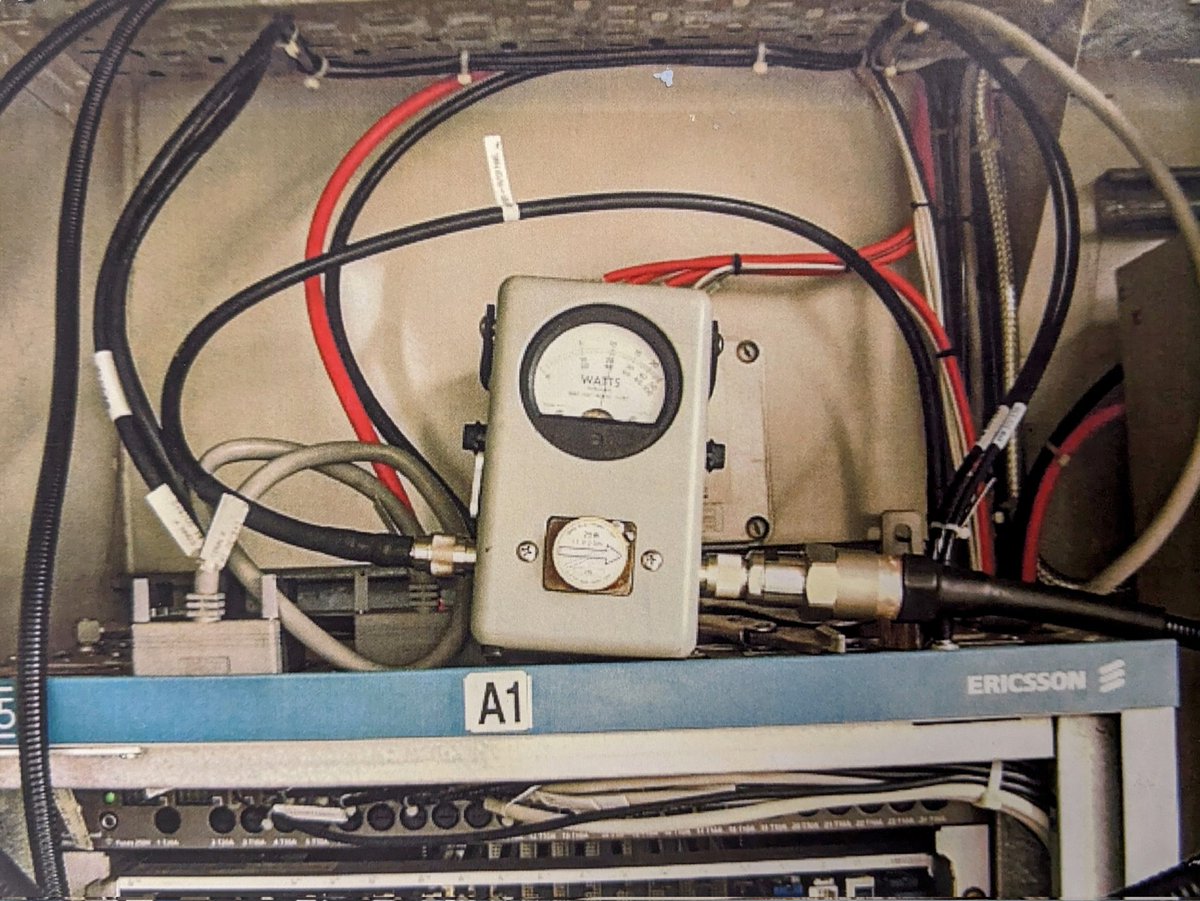 2g_gsm's tweet image. The Bird Thru-Line Watt Meter was an essential piece of test equipment during the early days of GSM. Seen here measuring transmit power from an Ericsson RBS205. Reversing the central &apos;slug&apos; resulted in a VSWR measurement. A very useful tool... #2G #GSM #historyoftechnology