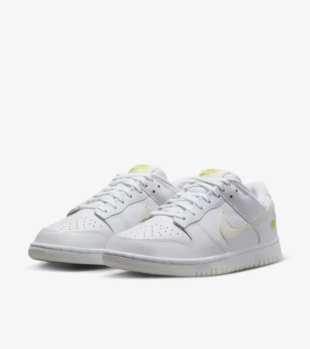 CheeperDeals's tweet image. Ladies, get ready for a treat on Valentine's Day! The Women's Dunk Low is dropping on SNKRS for $110.00 at 10:00 AM 💕 Don't miss out on this must-have sneaker! #Women'sDunkLow #Valentine'sDay #SneakerRelease #SNKRS

bit.ly/3Yk5fNb