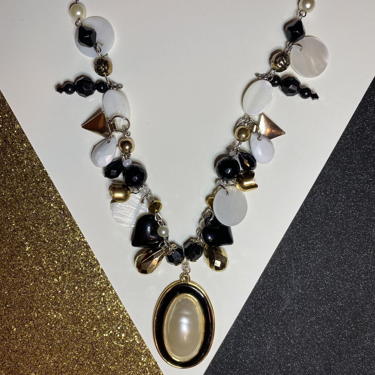 scolarice's tweet photo. Masculine jewelry 🗡 https://t.co/4IO10Llg3y