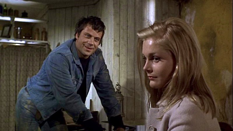The late actors sharing their birthday #OliverReed #BOTD in 1938 and #CarolLynley #BOTD in 1942, seen here in the 🇬🇧British horror film “THE SHUTTERED ROOM” (1967) dir. David Greene

🎬#FilmTwitter🎥