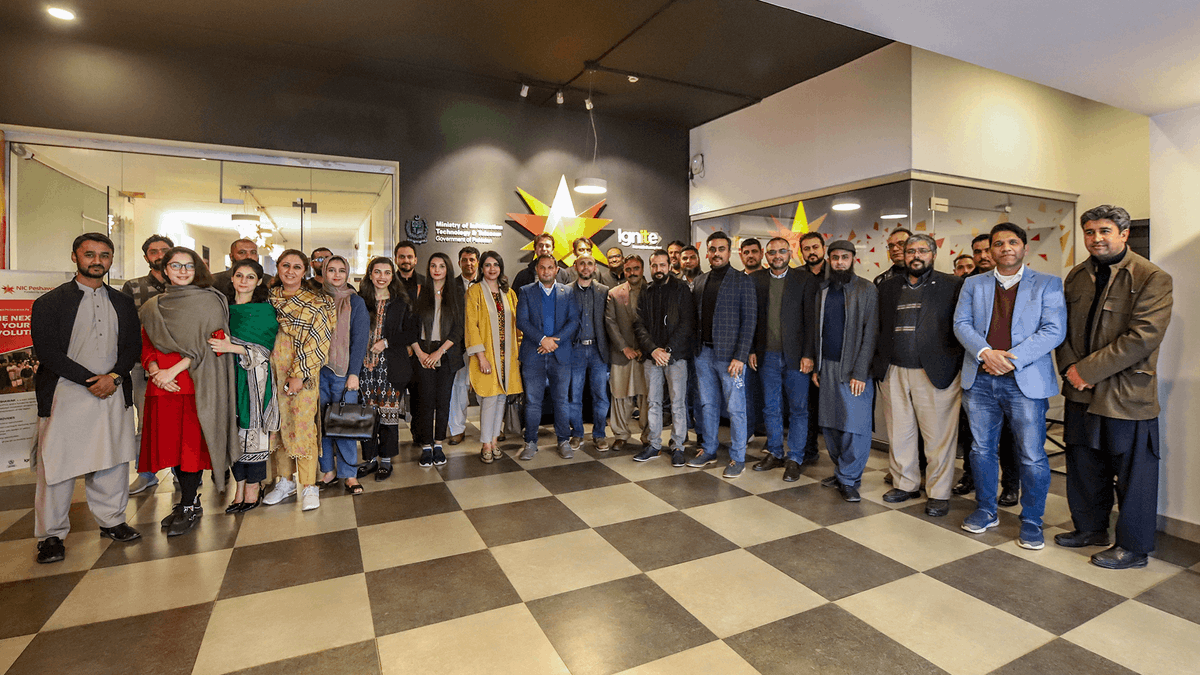 Innovation requires collaboration between bright minds, industry leaders, and cutting-edge tech. LMKT's visit to NIC Peshawar reinforced this by sharing insights, exploring new trends &amp; technologies. Together, we unlock opportunities to drive economic and tech development.