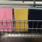 優先順位は人間より猫!？同棲しているパートナーが書いたスポンジを見分ける為の印が最高