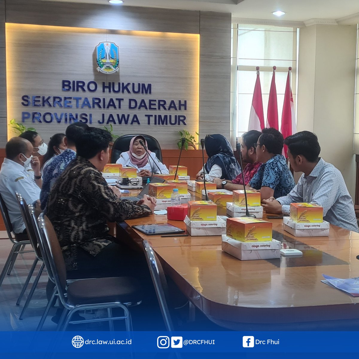 DRCFHUI's tweet image. Djokosoetono Research Center Fakultas Hukum Universitas Indonesia (DRC FHUI) bersama dengan Bidang Studi Hukum Administrasi Negara Fakultas Hukum Universitas Indonesia (HAN FHUI) telah melaksanakan kegiatan wawancara pada tanggal 8-9 Februari 2023 di Jawa Timur.