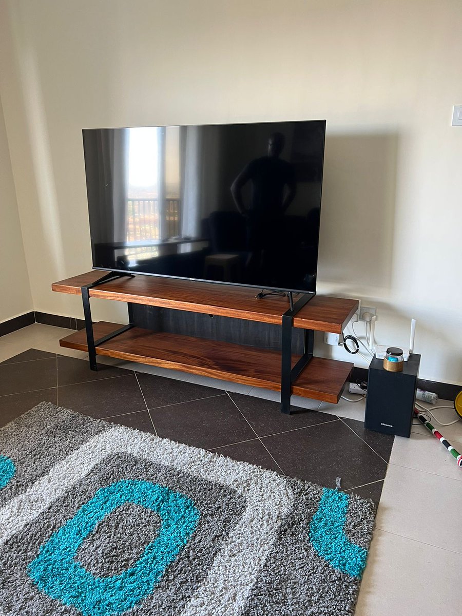 nemari_interior's tweet photo. This modem minimalist TV stand features a sleek mahogany finish and metal legs for a contemporary look. Its open design allows for easy access to your media components, while its low profile ensures it won't take up too much space in your living room.

#mahoganyfurniture #tvstand https://t.co/CaWTEIF7Zz