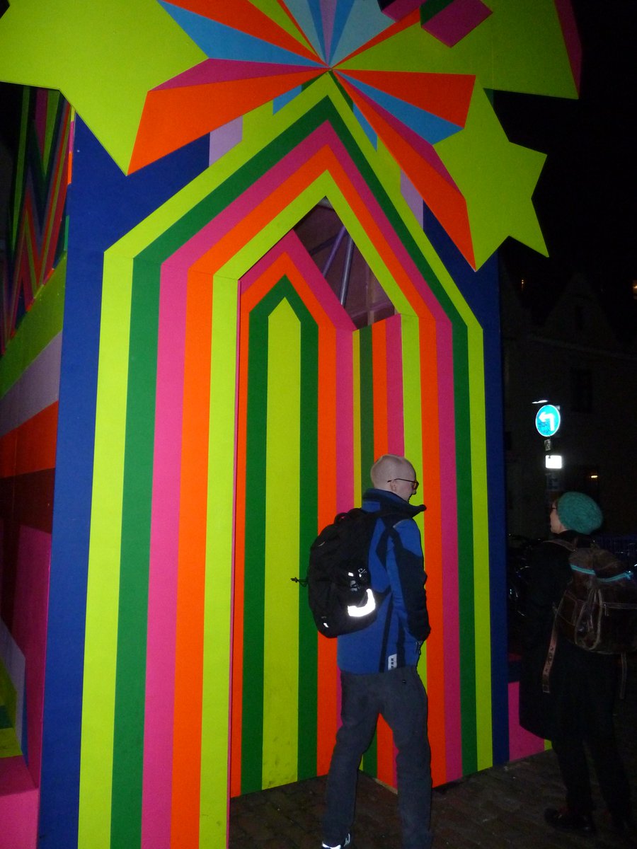 Great outing last week after work to check out the Bristol Light Festival! 

With a few new starters as part of the group, it was good to get together for some fascinating and well-deserved down time as a team.

#BristolLightFestival