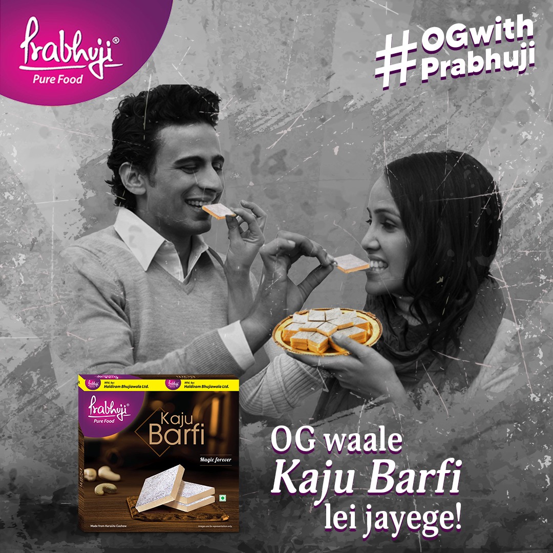 PrabhujiPure's tweet photo. Pyaar ki mithi mithi si kahani, Prabuji ke sath.

#PrabhujiPureFood #Snacks #OGwithPrabhuji #SRKLovesPrabhuji #Snacking #mithaii #sweets #kajubarfi https://t.co/FC9gOoXwgO