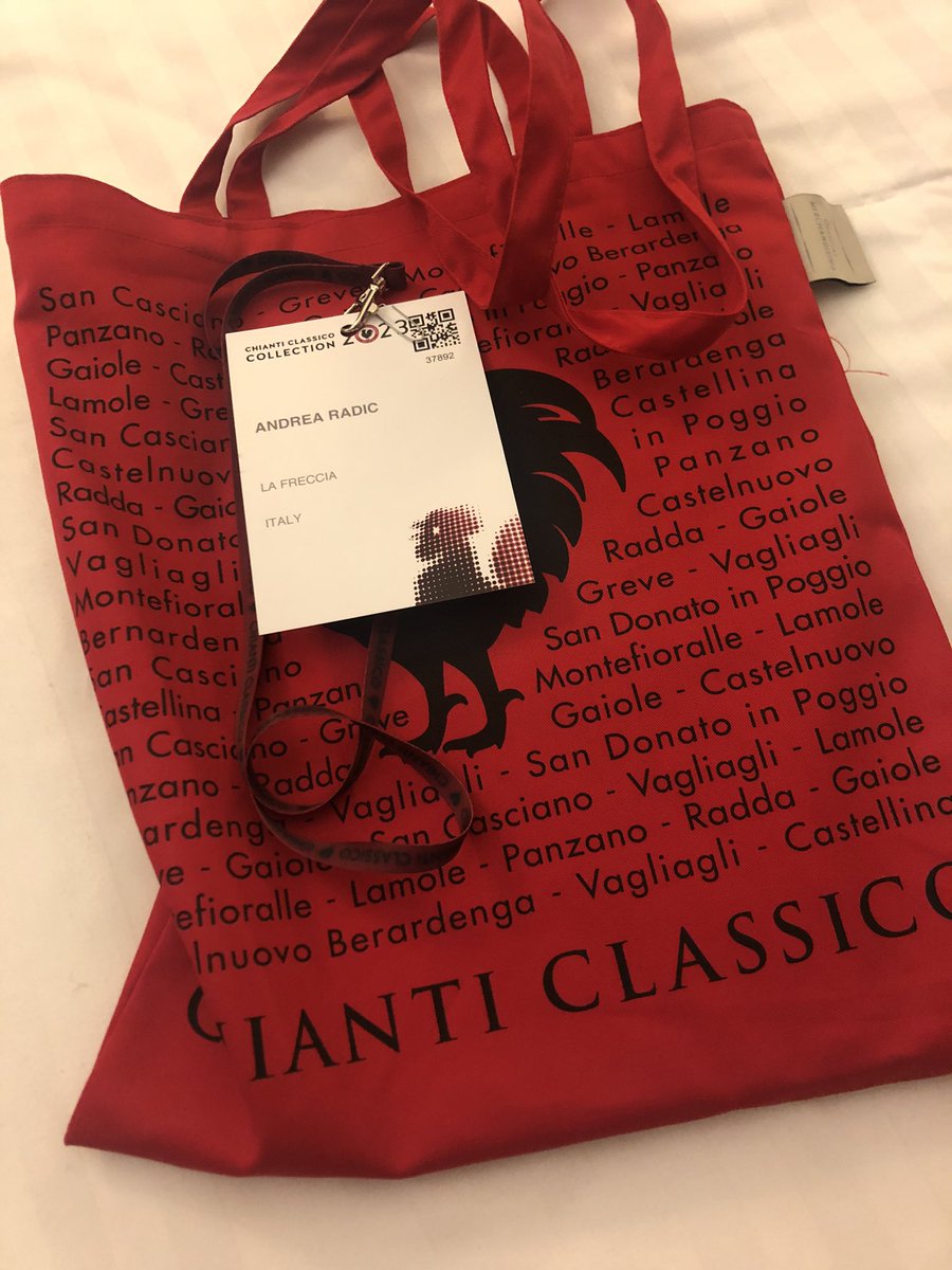 Andrea_Radic's tweet photo. Pronti per #chianticlassicocollection @chianticlassico https://t.co/pxm348FsRR