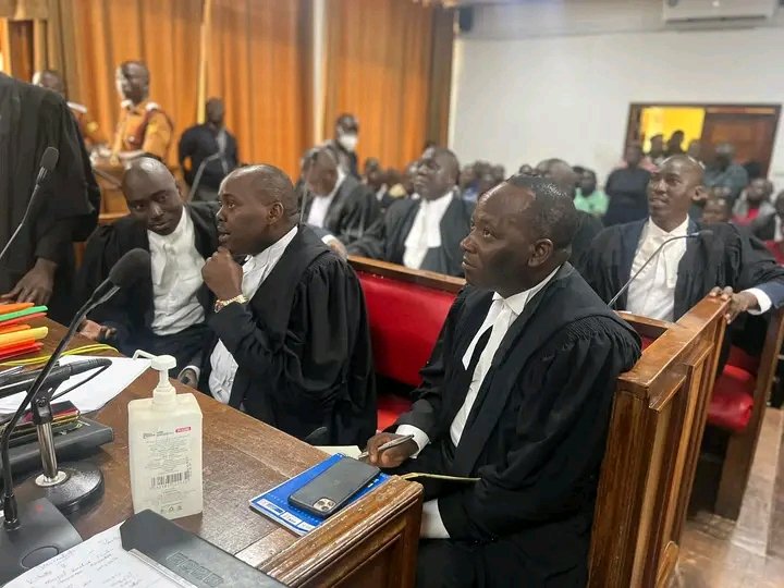 freeman_newsug's tweet photo. Legal team at the High Court in Masaka for Hon Allan Ssewanyana (Makindye West) and Hon Muhammad Ssegirinya (Kawempe North) bail application hearing.

The State has withdrawn its objection to the bail application.

#FreemanNewsUG. https://t.co/flE9TyhEhU