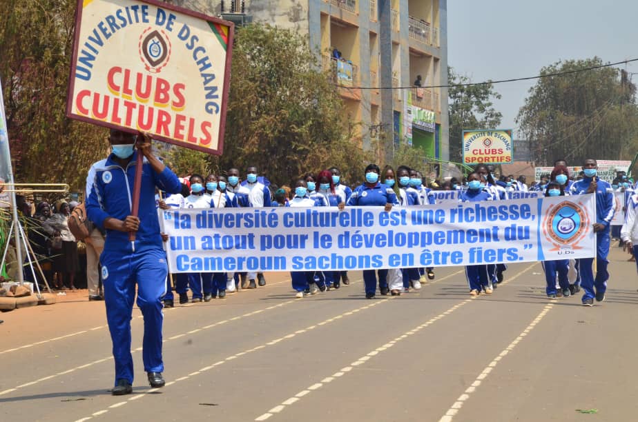Univ_Dschang's tweet photo. Revivons  le passage de l’université de Dschang  à la place de fêtes de Dschang ce 11 février 2023 à l'occasion de la fête de jeunesse.
#UniversitedeDschang 
#FetedelaJeunesse
#DynamiqueCollective https://t.co/xGPqNbc4Pb