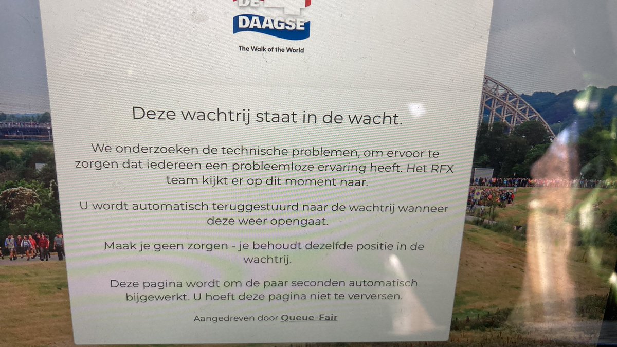 thejongone's tweet photo. Wat n faalclub is @4daagsenijmegen toch… Totaal niet voorbereid op nieuwe vorm van inschrijven. Nou maar hopen dat t tijdens #4d23 niet 3 dagen warmer wordt dan 30 graden… #fail https://t.co/G95gMsMMRU