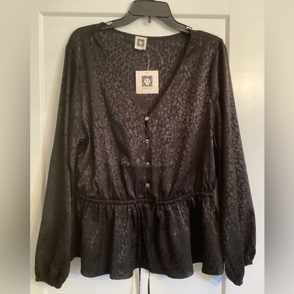 So good I had to share! Check out all the items I'm loving on @Poshmarkapp from @mwaatoo @nurse70586 #poshmark #fashion #style #shopmycloset #coldwatercreek #underarmour #anneklein: posh.mk/gNcFdzXQnxb