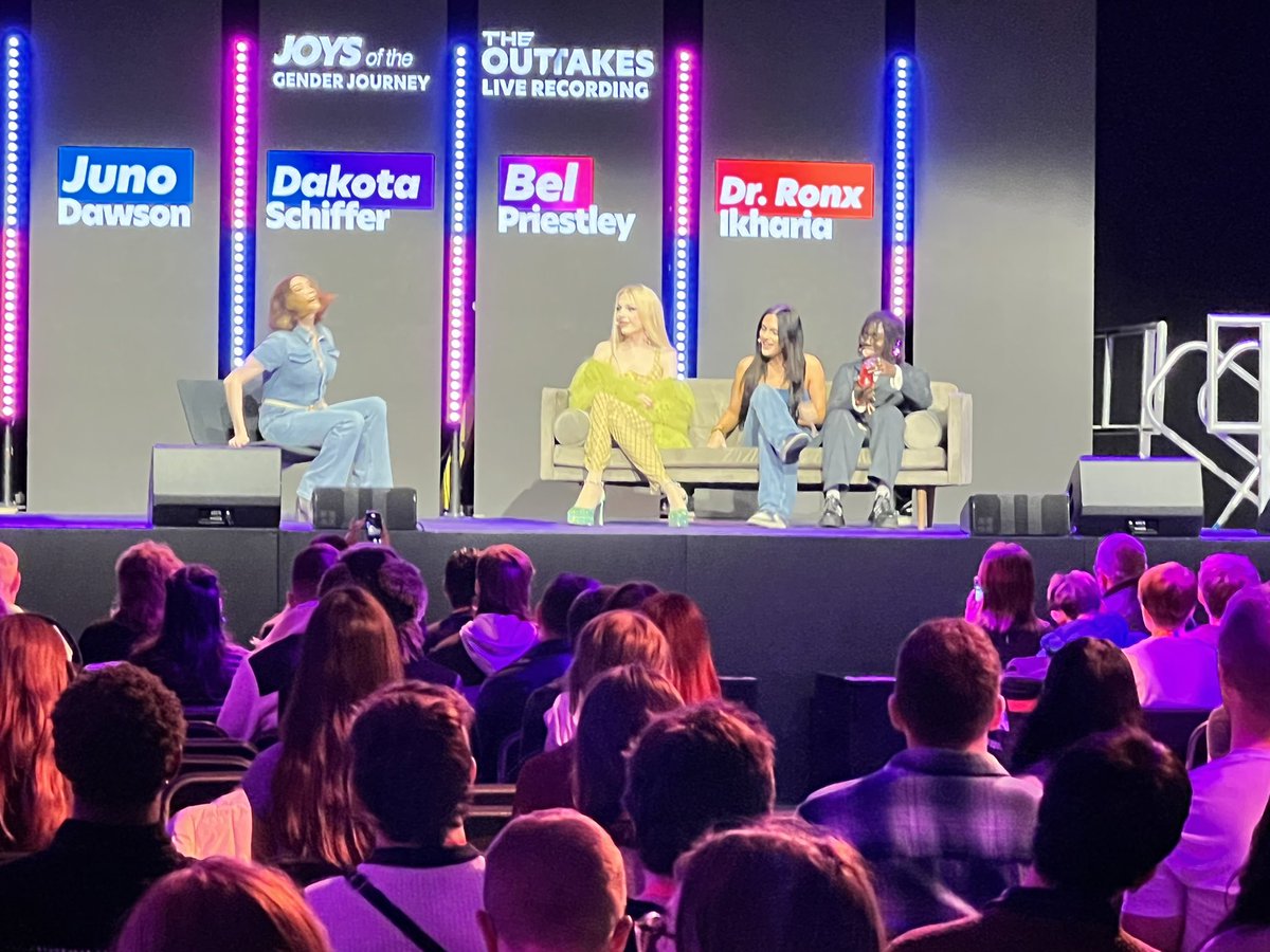 Still processing the amazingness that was @studentpride this weekend & can I just say how incredible the talk between @junodawson @dakota_schiffer Bel Preistley & Dr Ronx was! Speaking openly on the gender journey they’ve each been through! @g10onlinecom
