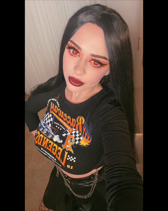 😝 https://t.co/gqy6LtDs9b<a href="/tag/cosplay"class="tags"><span>#cosplay</span></a><a href="/tag/dccomics"class="tags"><span>#dccomics</span></a><a href="/tag/dccosplay"class="tags"><span>#dccosplay</span></a><a href="/tag/cosplayergirl%20"class="tags"><span>#cosplayergirl </span></a>