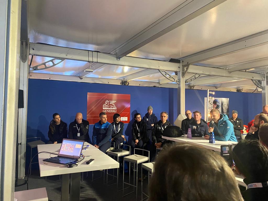 FranceSportEx's tweet photo. ⛷️ An interesting time shared with all delegations during the first week of the @FIS_ Alpine Ski World Championships @CM_2023. 🇲🇫 companies are involved in delivering major international sports events worldwide.

An occasion to cheer for the French team @AlexPinturault 🥇🥉 https://t.co/XpC7Fghq8H