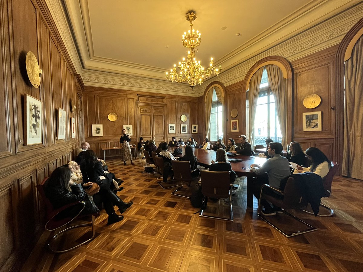 JulianCaletti's tweet photo. Just completed the #UNITAR UN Immersion Programme Winter Edition! Five days in cold but sunny Geneva, with a packed agenda including UNHCR, OHCHR, WTO and plenty of UN career development workshops! https://t.co/FW0GZpLfaT
