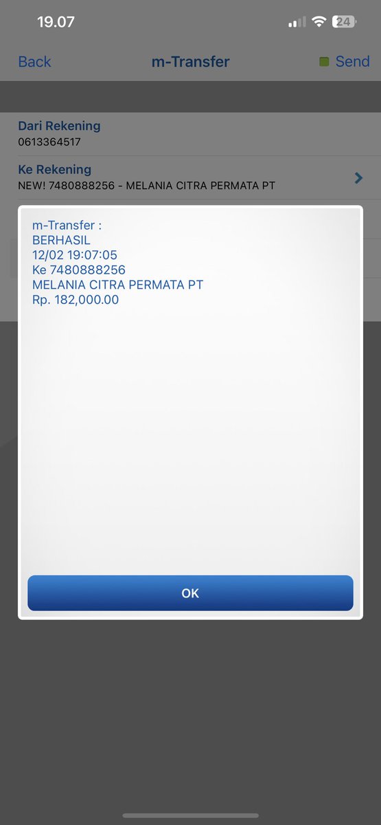 Dimaasprtmaa's tweet photo. Halo admin @mecima_shop @mecimapro Nama saya Dimas, tanggal 12 februari kemarin saya beli album Itzy “Guess Who” melalui website mecimashop. Namun pada saat transfer, saya lupa untuk menulis berita transfer nya. Apakah akan berpengaruh ke orderan saya? Terima kasih. https://t.co/7T11y41Jj6