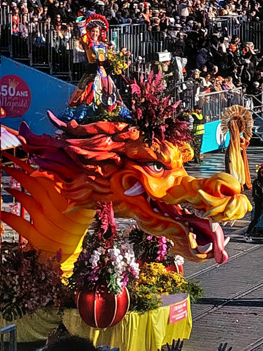 raufrere's tweet photo. Carnaval de Nice ... la démocratie chinoise bien représentée par la RP Taïwan 🙂👏👍🇹🇼 @VilledeNice #carnavalnice #carnaval @TaiwanEnFrance #freechina #Taïwan #chinedemocratique #taipei #liberte #solidarité #solidarity https://t.co/JXkZkSiWdL