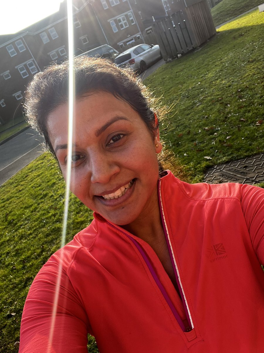 pardeep19922328's tweet image. Stay active and fit. #mondaymorningrun this route reminds of my phase1 training #pirbright #ukrunner #run #running 🏃‍♀️🏃‍♀️