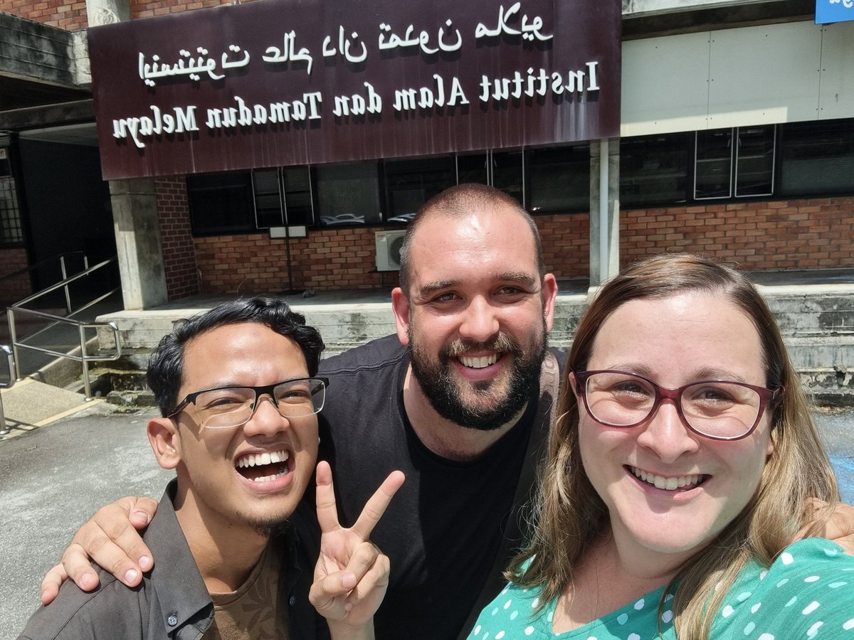 New Colombo Plan Scholarship part #2- learning bahasa Malay

Saya sedang belajar bahasa melayu.

#ncp #newcolomboplan #newcolomboplanscholarship #languagelearning
