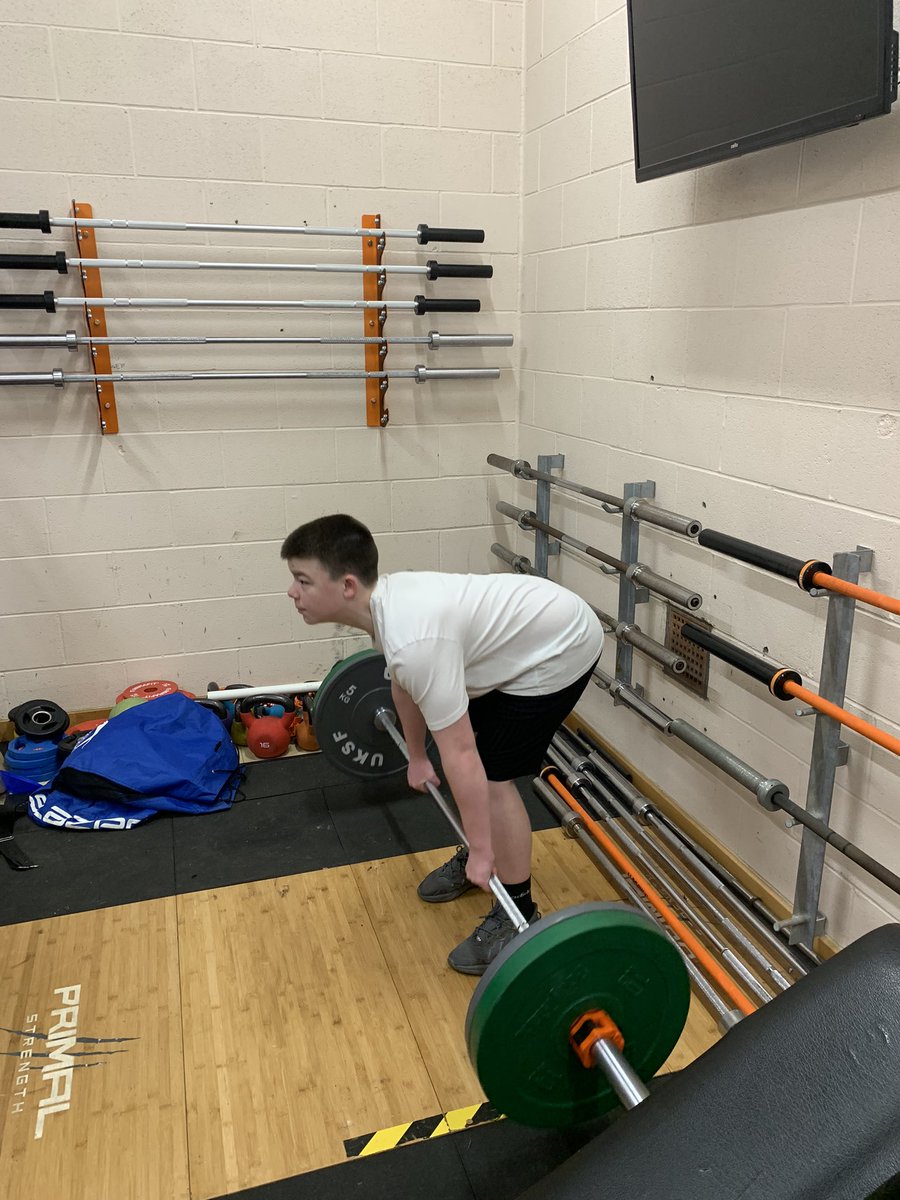 StJoesRCpe's tweet photo. Boys in 8JO refining their deadlift technique under load👏🏼 great work #functionalmovements https://t.co/qkdM3U4tBQ