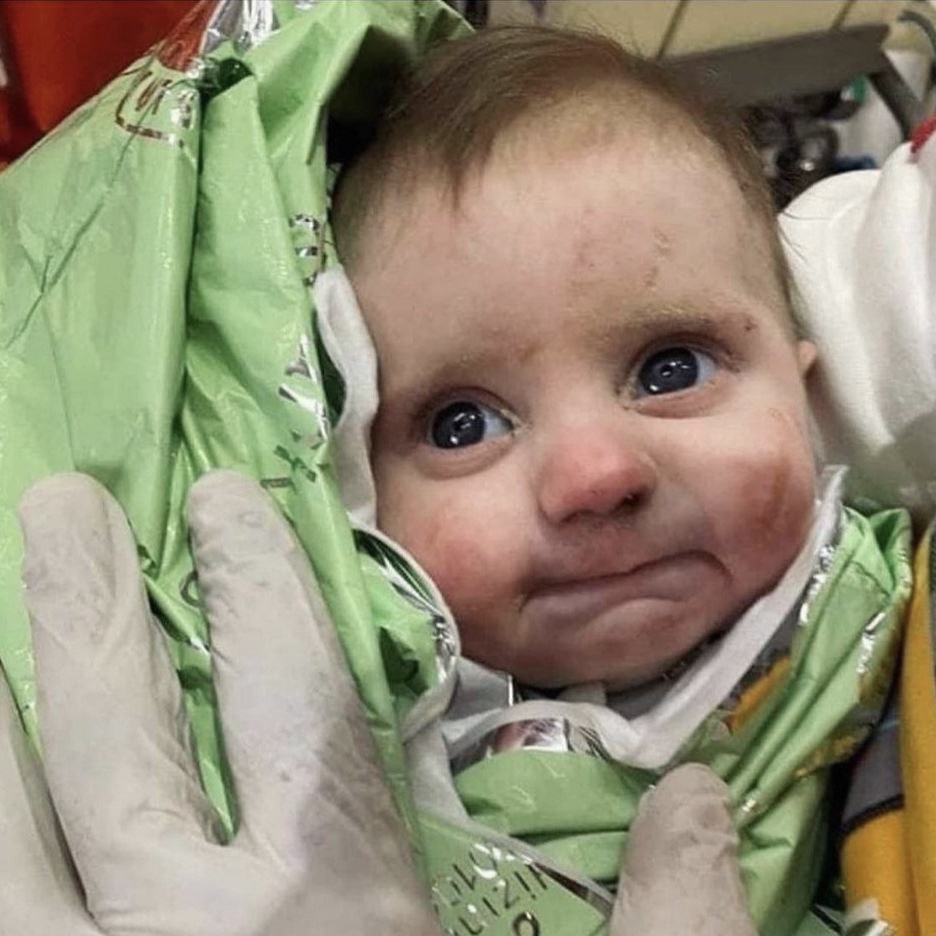 Moony83's tweet photo. #NewProfilePic
A baby has survived after 128 hours under the rubble of his home in Hatay, Turkiye.
#AllahKarim
#turkiyeearthquake https://t.co/LdmdkeKh9q