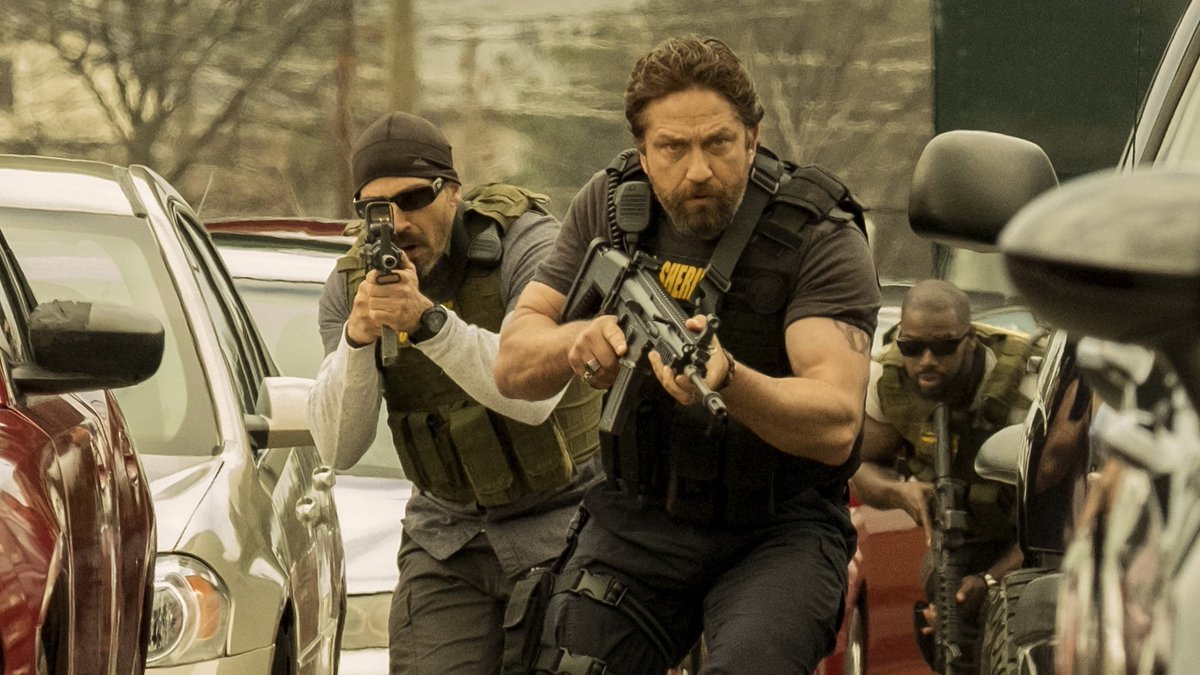 everymovieplug's tweet photo. Is this the best heist movie you've ever watched https://t.co/YMYWlQaPOT