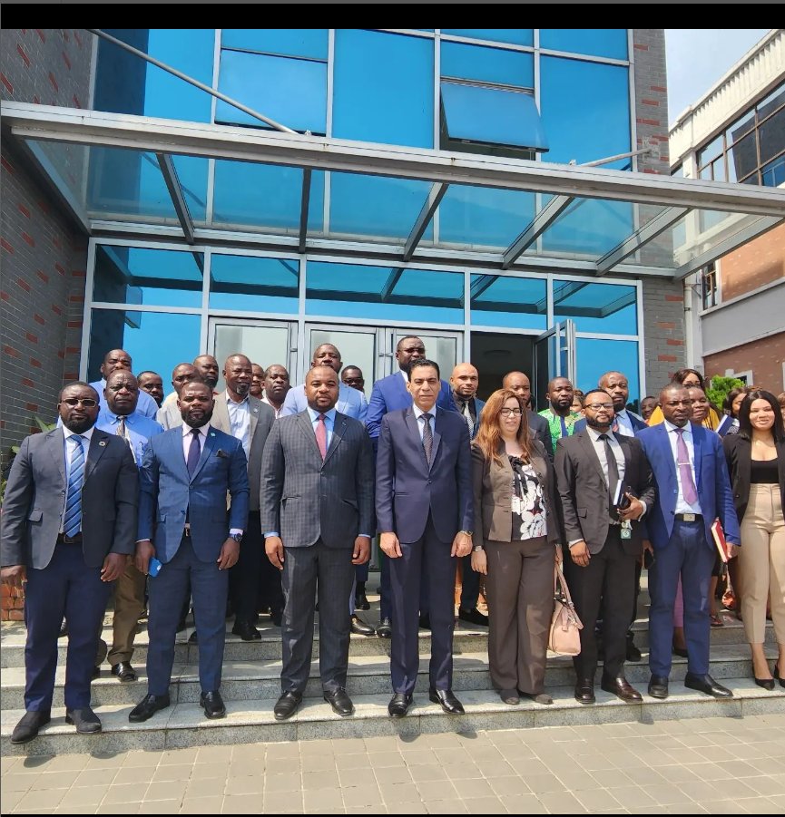 La Agencia Nacional de Desarrollo abre brechas de cooperación en Egipto

Los directores de la ANDGE y el vicepresidente de la Agencia Egipcia de Partenariado para el Desarrollo han mantenido encuentro de primer contacto por videoconferencia.

andge.org