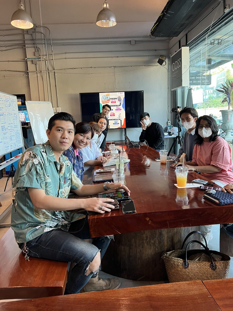 yuuchan5622's tweet image. Classcafeが支援している
Korat NFT
20CAFE ✖︎20NFT ARTIST PJの様子です
本日はNFTアーティストのミートアップをclasscafe本店でおこなっています
来月はデパートでイベントを開催します
NFTでタイのイサーンを盛り上げます
#NFTTHAILAND #classcafe