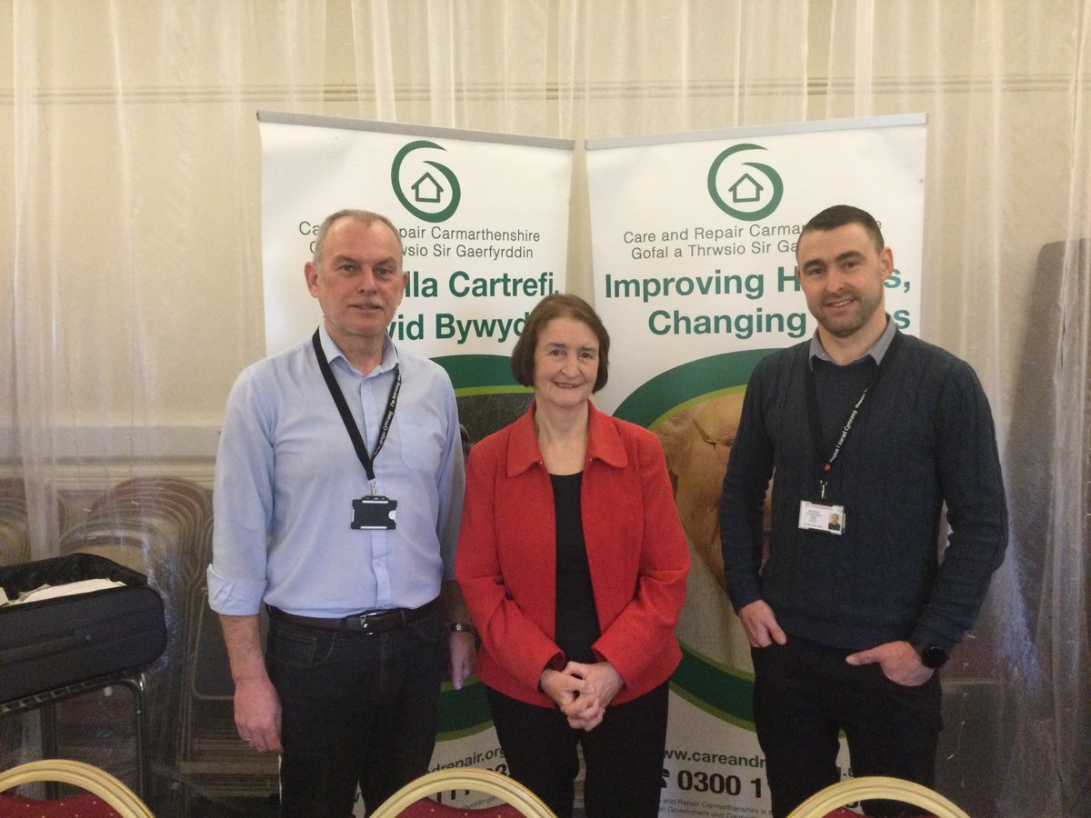 Today, we’re supporting Dame Nia Griffiths MP campaign to raise awareness of local services for older people in Llanelli. If you need help or advice from Care and Repair, contact us on 0300 111 3333.