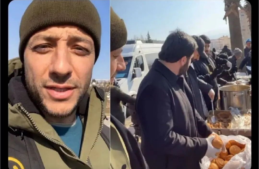 alpagut1071's tweet photo. Dünyaca ünlü Lübnan'lı şarkıcı Maher ZAİN,ta İsveç'ten kalkıp Maraş'ta yemek dağıtıyor bizim kendi çapımızda sözde sanatçılar önlerinde kahve, sıcacık ofislerinde "devlet yok" diyor. Sizin sanatınıza sokayim. https://t.co/WWE6AULBck