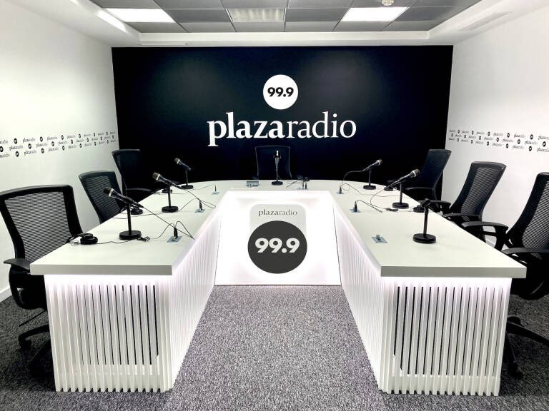 99.9 ValenciaRadio tweet media