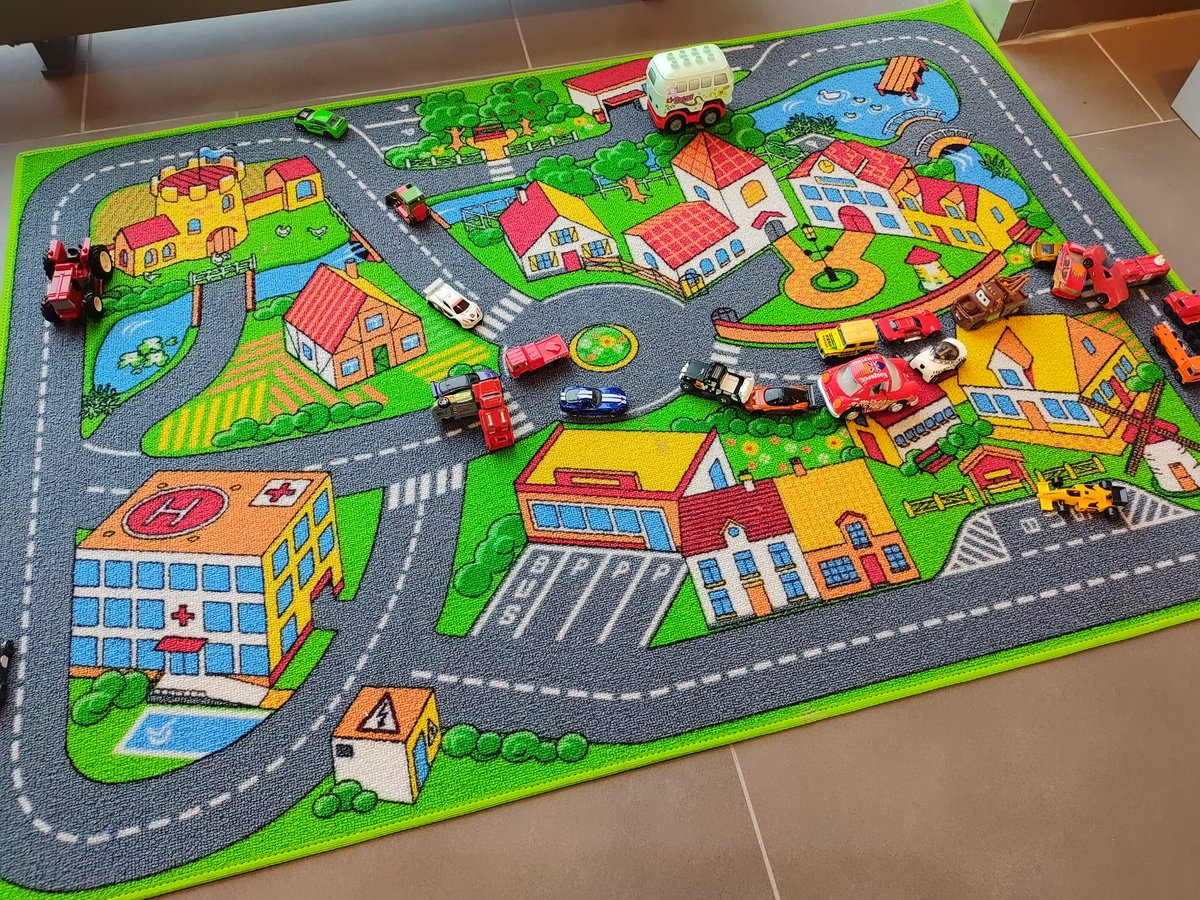 Tuli puoli vuosisataa täyteen ja työkaverit pistivät minut suunnistamaan <a href="/PaimionRasti/">Paimion Rasti</a> väreissä. Pahoittelen #kirjasto lukusalissa aiheutettua tilapäistä häiriötä. Samalla tuli järjestettyä #koulukuljetus kuntoon. #somerasti <a href="/paimionkaupunki/">Paimion kaupunki</a>