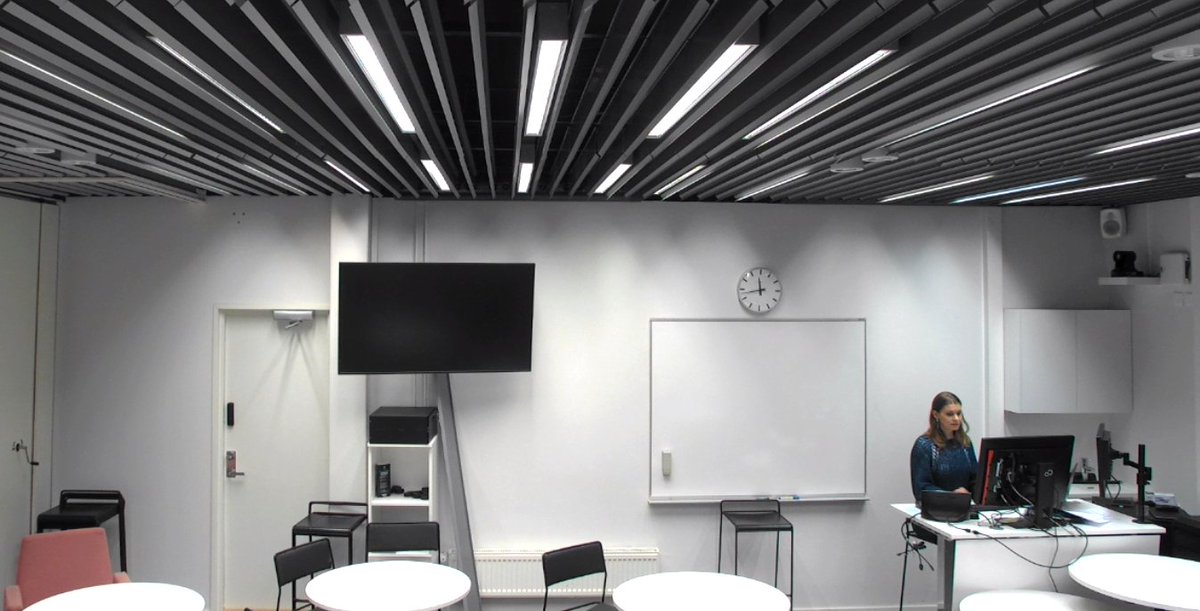 olgahannonen's tweet image. #Hybridteaching these days at @UniEastFinland means that students do not come to class and the lecturer is stading alone in the classroom giving an online lecture.

The #pandemic has redefined not only the way we work, but the way we study
#remotework #teaching #studying #Covid19