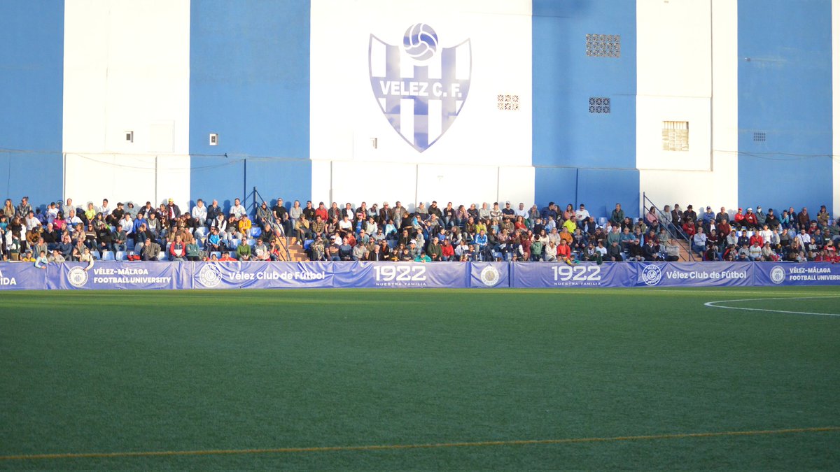 👏 ¡GRACIAS AFICIÓN! 👏 En la tarde de ayer fueron 𝟭𝟳𝟱𝟬 los asistentes que llenaron el Vivar Téllez. Muchas gracias a todos por vuestro ánimo y apoyo. ¡Os esperamos el próximo partido!

🏟️ ¡Juntos somos más fuertes!

#100AñosJuntos
💙🤍💛🤍💙