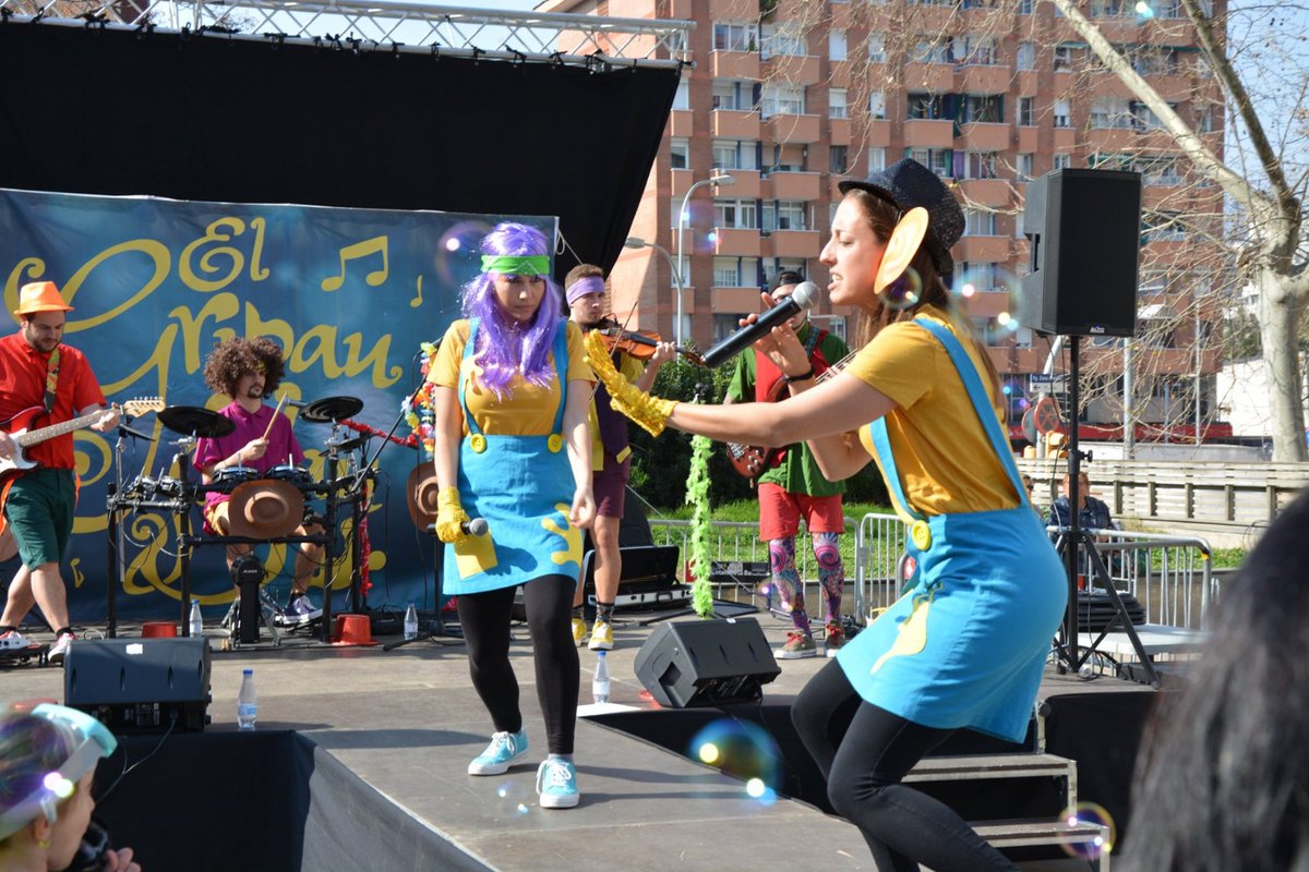 Aquest dissabte Carnaval infantil! 🥳🎺🐯📷
D’11 a 12 h Inscripcions.
D' 11 a 13 h Photocall @FABLaMarina
11.30 h Inici de la desfilada dels concursants .
12.30 h Ball de carnaval amb animació infantil amb la Cia. El Gripau Blau
13.15 h Nomenament de les guanyadores.