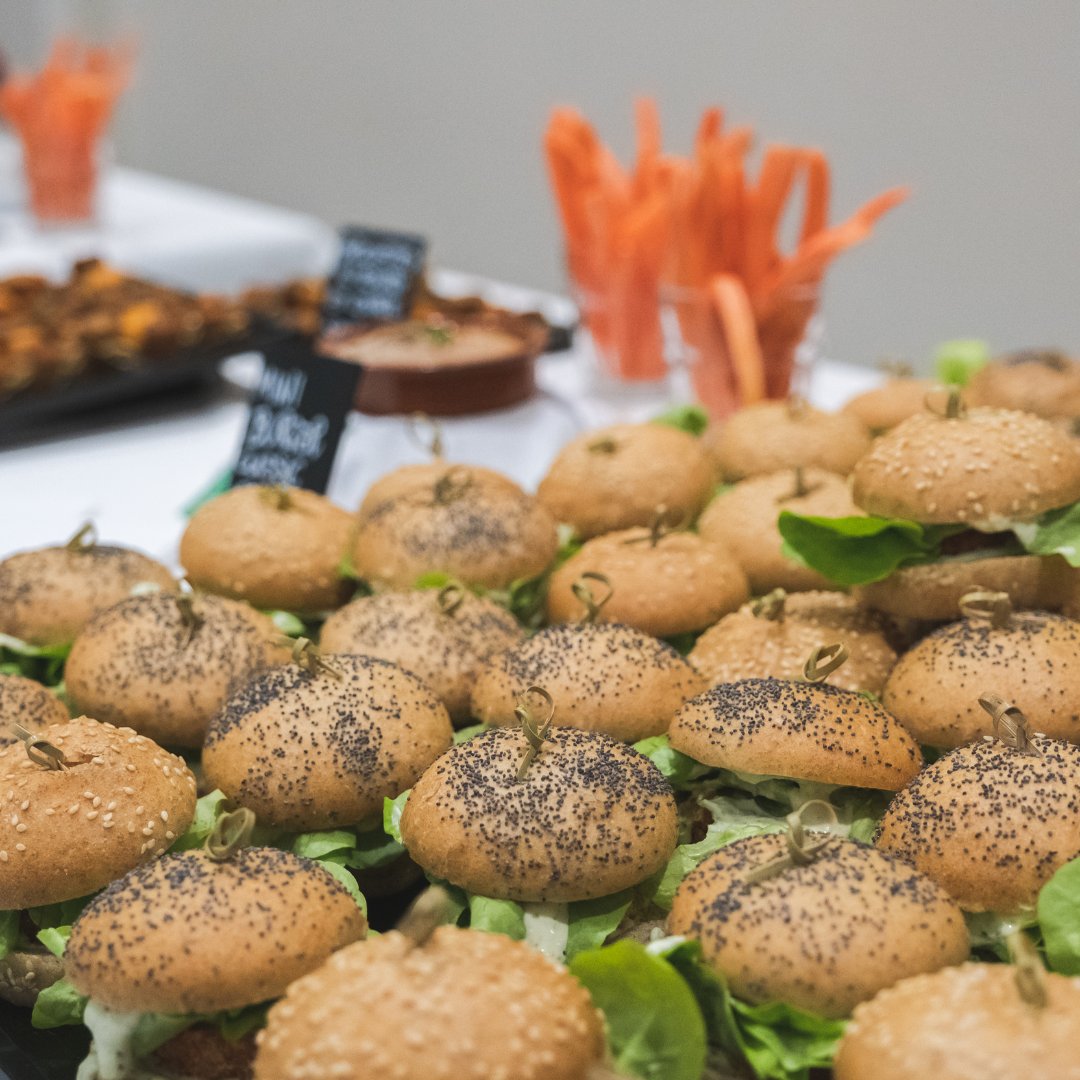 vegetables2030's tweet photo. @vegetables2030 co-organise l'événement de lancement de For Evolution au @coworkn!

#SmartFood #EventManagement #sustainability https://t.co/Ygdh1wqyzx