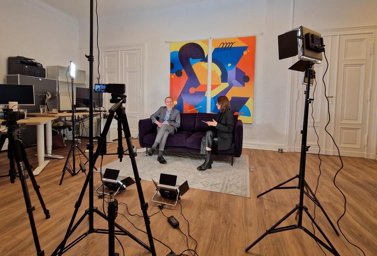 EUCloudCoC's tweet photo. The second "Across The Cloud" episode is currently in production! 🎥

Here's the first #BehindTheScenes look at our upcoming interview with Dr. Thomas Nietsch, a partner and lawyer at @KLGates: an EU Cloud CoC supporting member.

#Complaince #xaas #GDPR https://t.co/c4gngadETJ