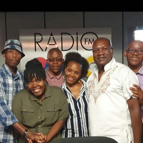 Sephure2's tweet photo. @Radio2000_ZA @DavidMashabela This is my radio moment and I won a #QueenBed on then morning show #PlanetHaaaibo and @Radio2000_ZA gave me opportunity for the 1st time to attend live #TelkomMonateShow https://t.co/QEmU7bTIXE