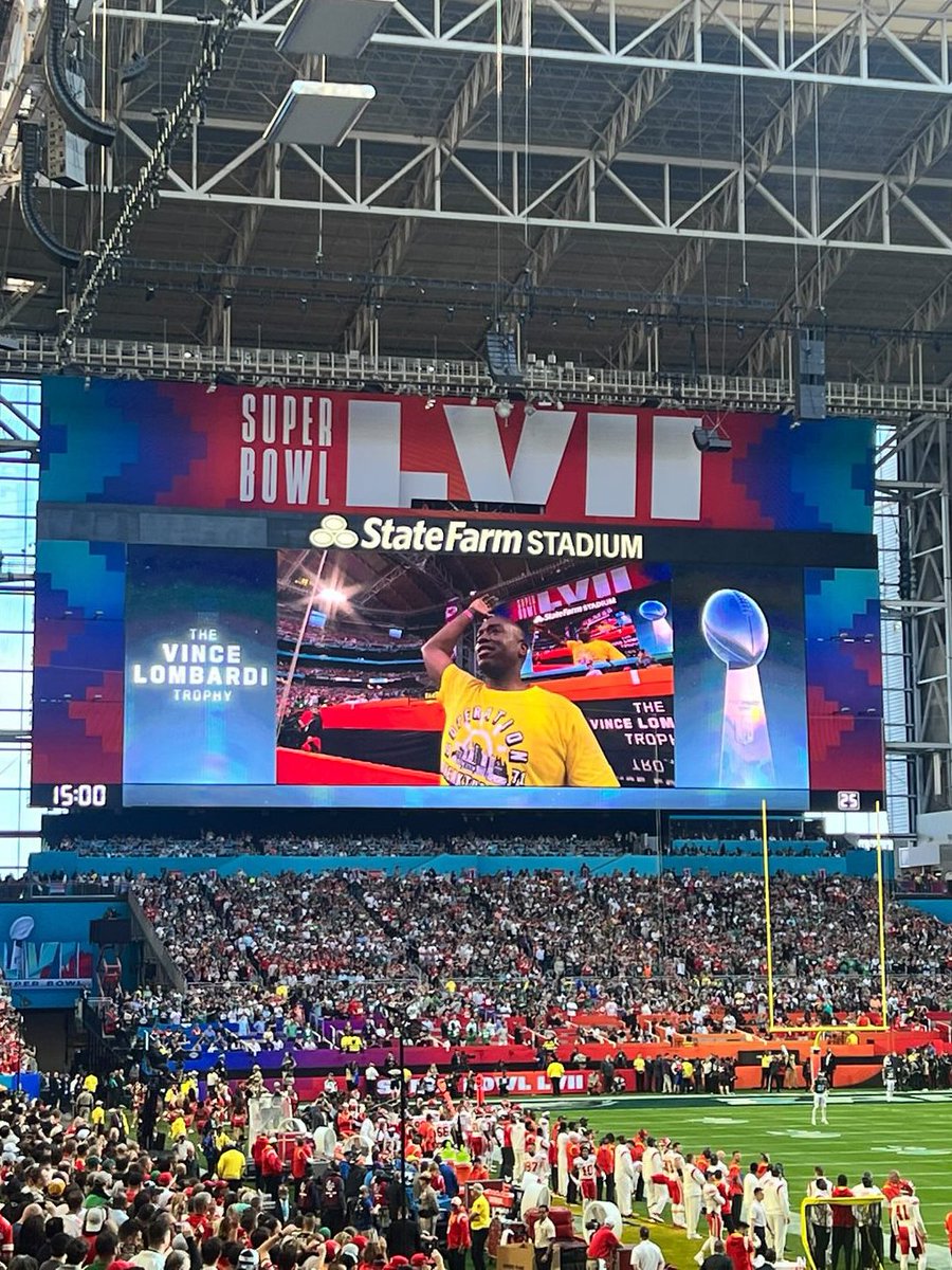 OB_Inc_KC's tweet photo. ☀ Operation Breakthrough went to the Super Bowl! ☀

HUGE shoutout to our friend @Wshields68 for highlighting Operation Breakthrough on the biggest stage! 

Our Ignition Lab Students helped @CharlieHustleCo designers create the shirt! 

ORDER A SHIRT: https://t.co/PCHSIkYC6z https://t.co/ZNJm2dP8c4