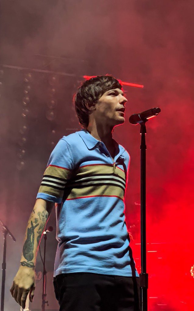 sololouistas's tweet photo. I'm voting #Louies for #BestFanArmy at the #iHeartAwards

1RT = 1 VOTE https://t.co/tMDkguzUpy