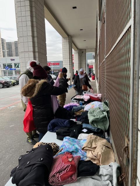 nycneon's tweet photo. Hey, New York! Our @NYCNeON Nutrition Kitchens are NOT JUST FOOD!  We provide gently used/new clothing made possible through community &amp; retail partner donations.  Our Clothing Closets are open Thursdays in the Bx&amp;Qns from 9-11am, SI from 12-3pm and in Bklyn&amp;Manhattan by request. https://t.co/S7vI7ZJ54p