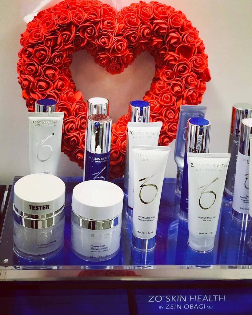 Officially V week ! Whatever it means or if you choose to ignore it we wish u a fabulous week ahead 

#yourrulesyourlife #yourrules #valentines #v #pride #skin #skincareroutine #zoskinhealth #obagi #dermatology #skincliniclondon instagr.am/p/Comy-Otqh50/
