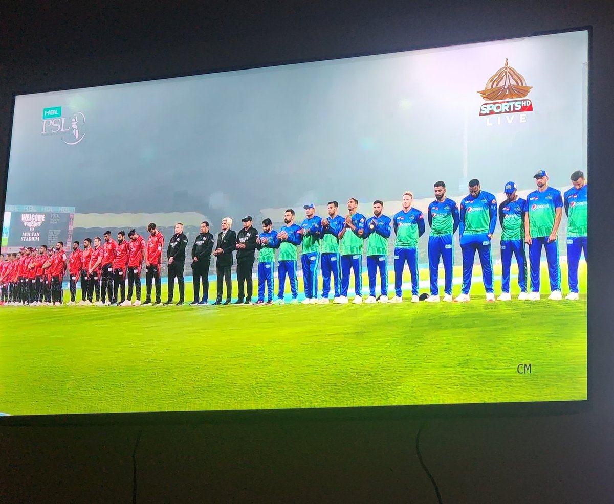 diahussain75's tweet photo. Let's go.
#PSL8 #SabSitarayHumaray 🌟 ♡
#LQvsMS https://t.co/Y85tjQst5K