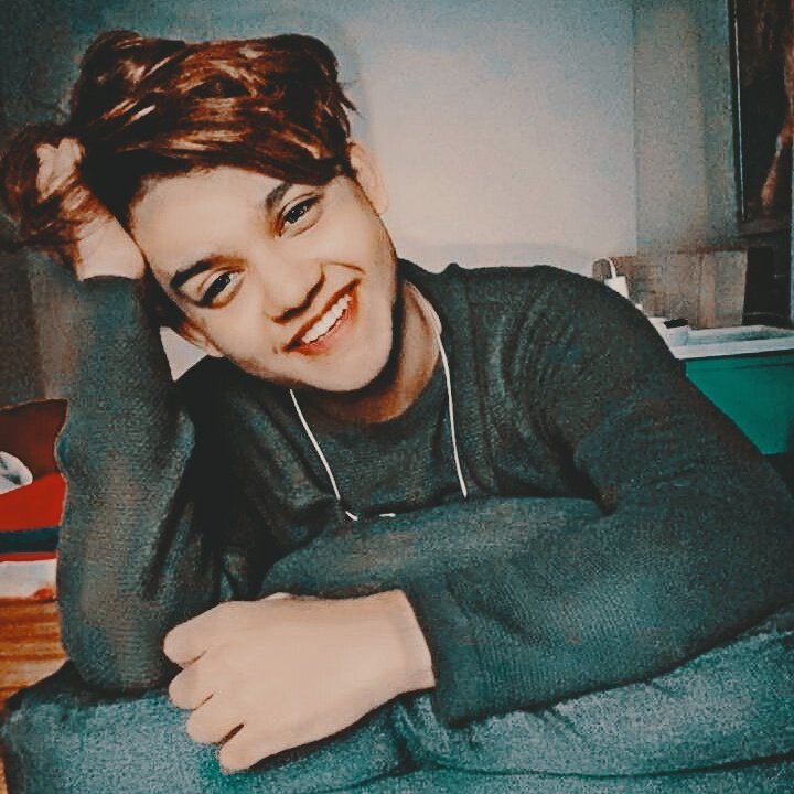 riyazxdebisha's tweet photo. So many smiles in the world your's shines brightest https://t.co/oSdxwigLmt