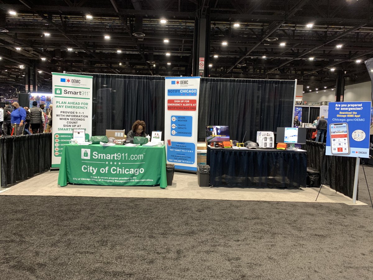 Chicago OEMC tweet media