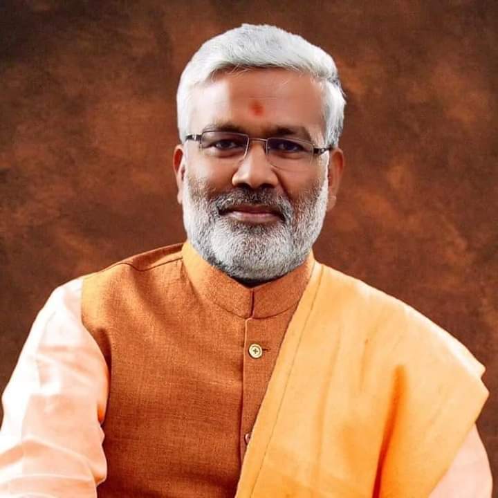 ओजस्वी वक्ता, कर्मठ व्यक्तित्व, <a href="/BJP4UP/">BJP Uttar Pradesh</a> के पूर्व प्रदेश अध्यक्ष एवं उत्तर प्रदेश सरकार में कैबिनेट मंत्री आदरणीय श्री <a href="/swatantrabjp/">Swatantra Dev Singh</a> को जन्मदिन की अनंत शुभकामनाएं। 

प्रभु श्रीराम जी से आपके स्वस्थ एवं दीर्घायु की प्रार्थना करता हूँ।