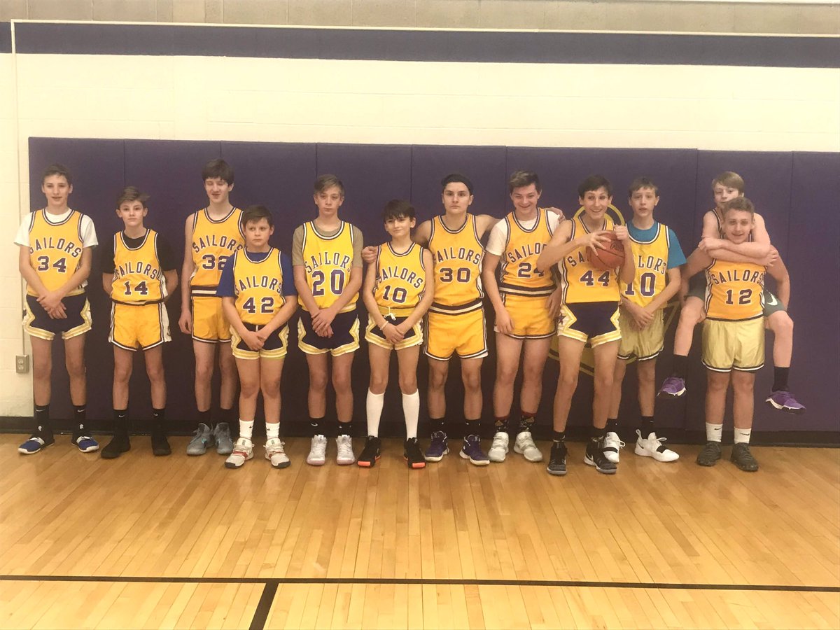 SNN_vhs's tweet photo. BOYS BASKETBALL SENIOR NIGHT!!!!!!!!!
TUESDAY@HOME 7-7:30 https://t.co/eQY3av7zJ5