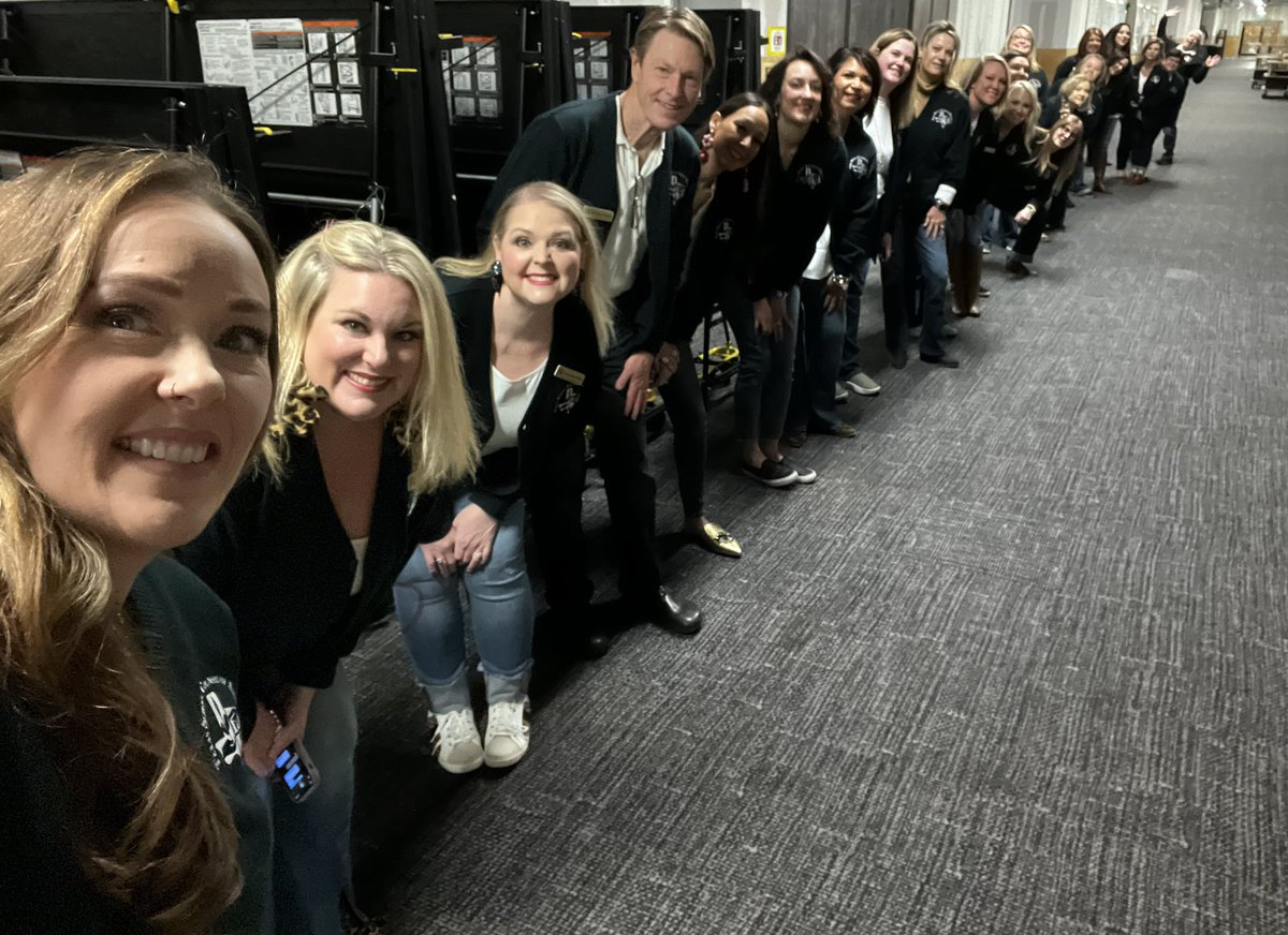 Your TSCA board is so excited to see you during today’s general session with Guest Speaker: Self-Compassion by Kristin Neff, Ph.D.!!! 
#ConnectRechargeTSCA2023 #pscc2023