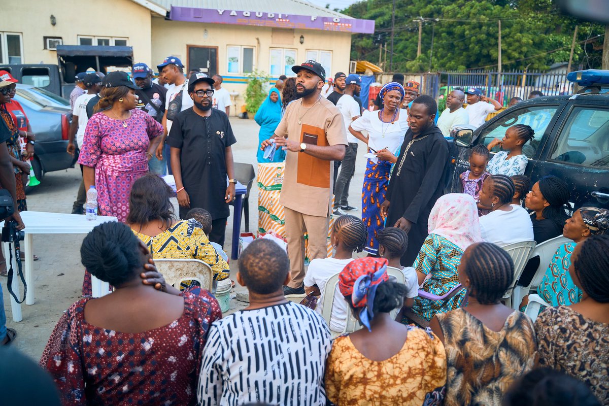 thebworg_'s tweet photo. If impact is the goal, then we must no longer be content to shout from the sidelines. We must get into the system to fix it ~ @BankyW 

🚨12 DAYS TO THE GENERAL ELECTIONS
🗓️ FEBRUARY 25th 2023
🗳️ VOTE PDP 

#PDP #itispossiBle #BetaDeyCome #WeMove #BankyW4EtiOsa https://t.co/JATgyoNHAa